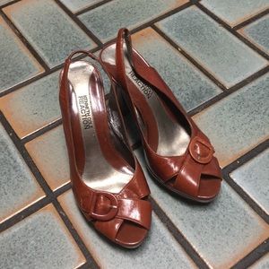 Kenneth Cole Reaction Open Toe sandals